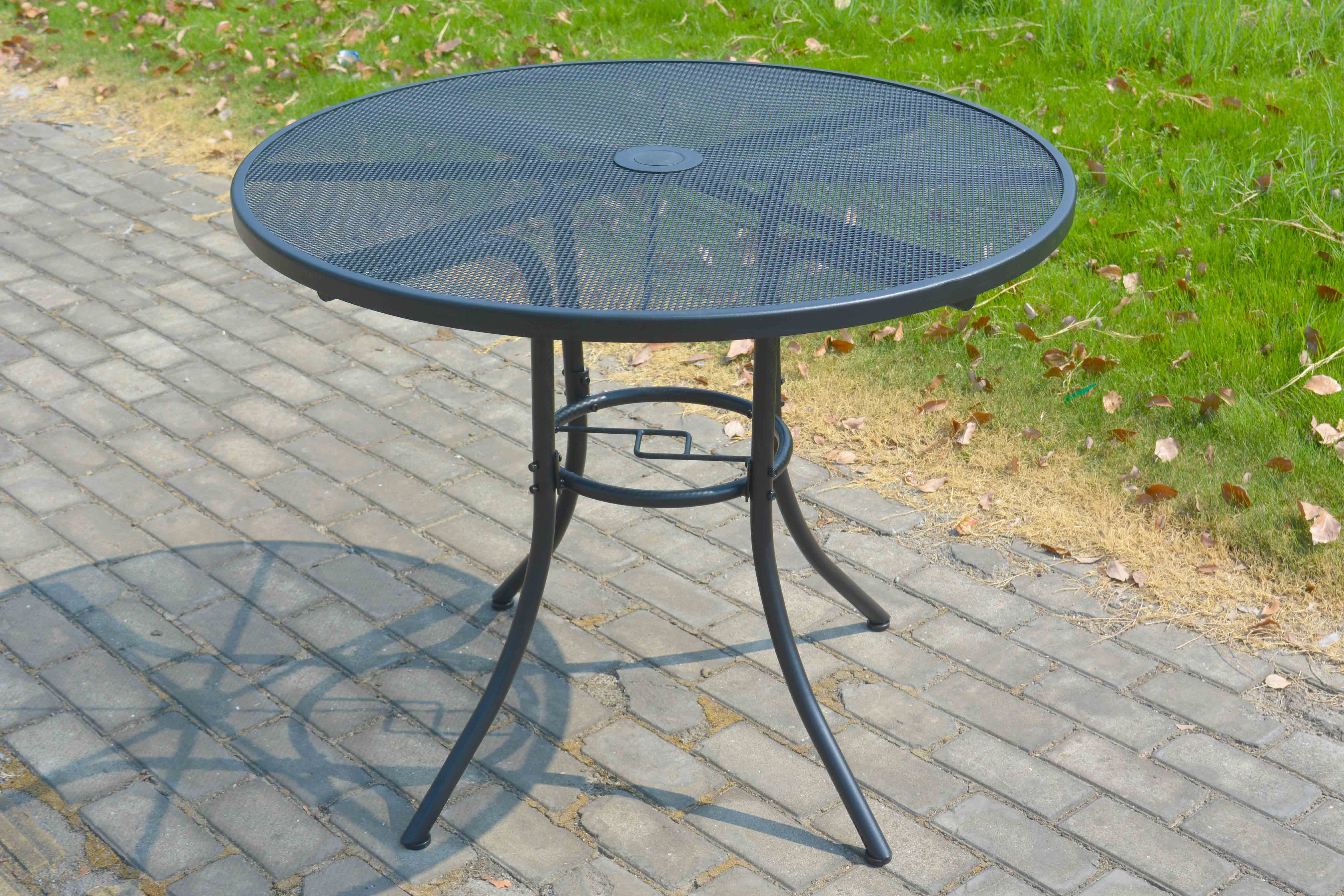 36” Round Table 29”H